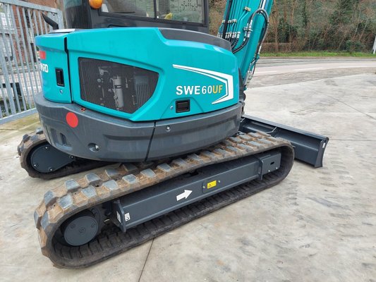 Mini pelle sur chenilles Sunward SWE60UF