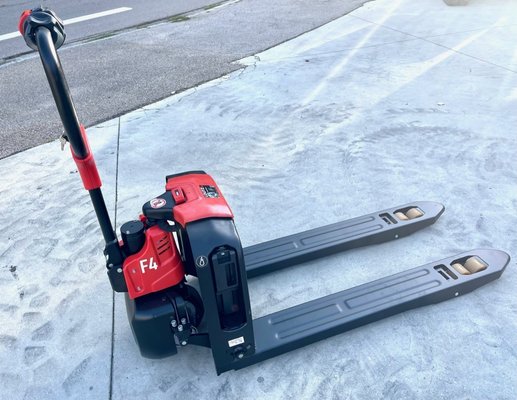 Transpalette électrique EP Equipment F4