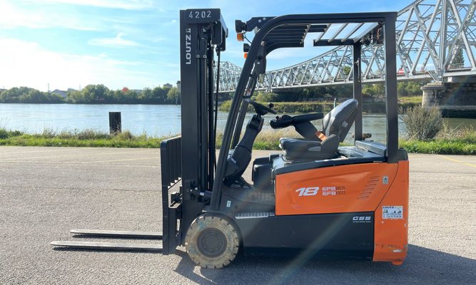 Chariot élévateur électrique Doosan B18T-7