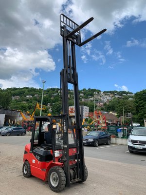 Chariot élévateur gaz Maximal FGL25T