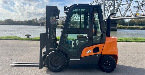 Chariot élévateur diesel Doosan D25NXS - 1