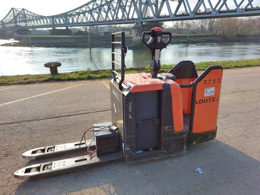 Transpalette électrique BT LPE240