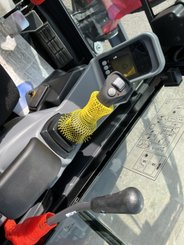 Mini pelle Yanmar SV26 - 10