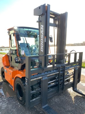 Chariot élévateur diesel Doosan D70S-9