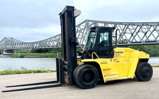 Chariot élévateur lourd diesel Hyster H16.00XM-12