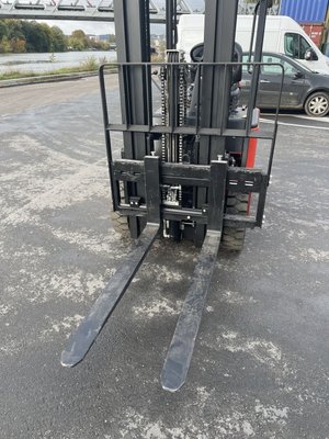 Chariot élévateur électrique EP Equipment EFL181