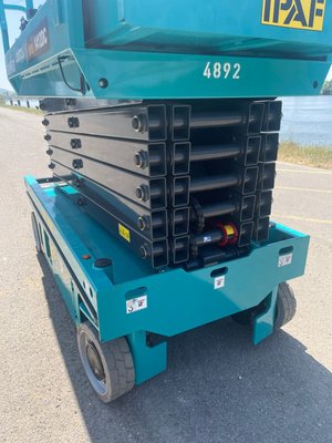 Nacelle ciseaux électrique Sunward SWSL1412DC