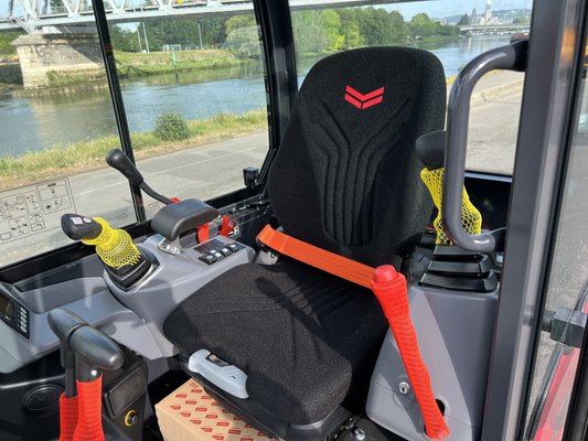 Mini pelle Yanmar SV26