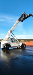 Reach stacker Terex TFC45 - 13