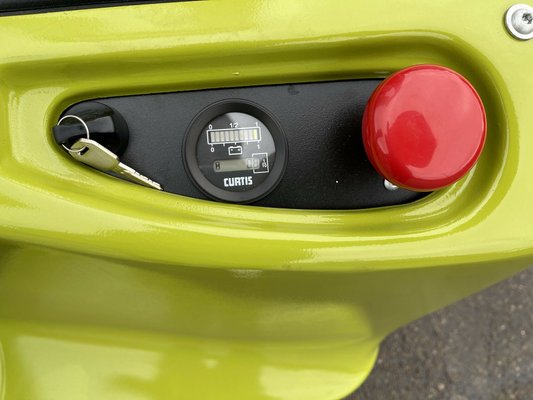 Gerbeur accompagnant Clark WSX14