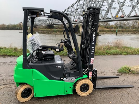 Chariot élévateur électrique CESAB B416II