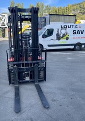 Chariot élévateur électrique EP Equipment EFL352 - 9