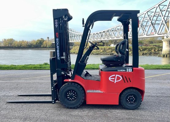 Chariot élévateur électrique - EFL181