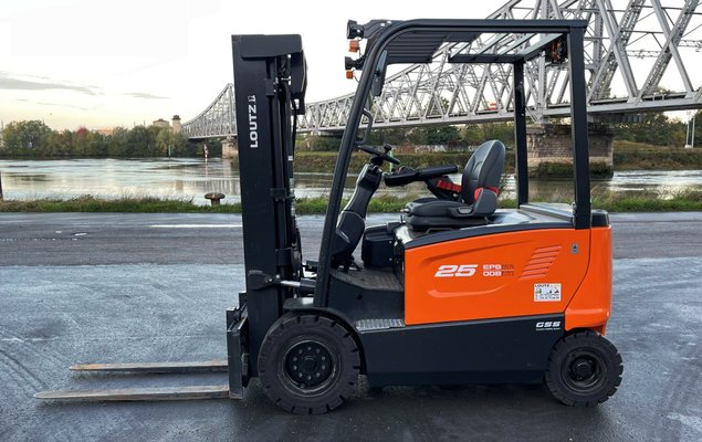 Chariot élévateur électrique Doosan B25X-7