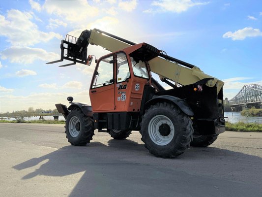 Chariot élévateur télescopique JLG 3614RS