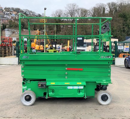 Nacelles ciseaux JLG 3246ES