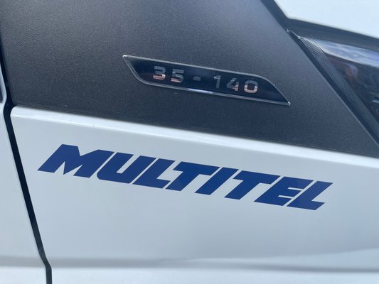 Nacelle sur camion Multitel MX200