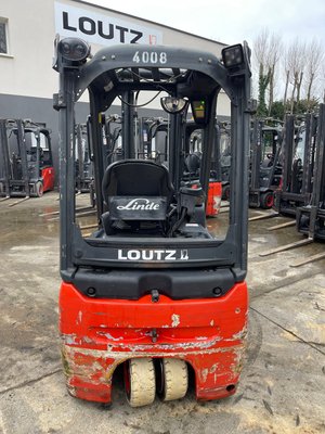 Chariot élévateur électrique Linde E18-02
