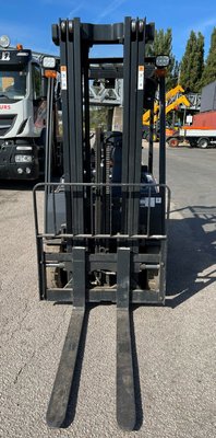 Chariot élévateur électrique Doosan B18T-7