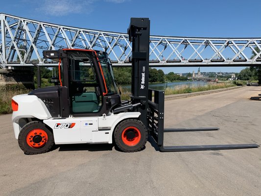 Chariot élévateur diesel Bobcat D70S-9