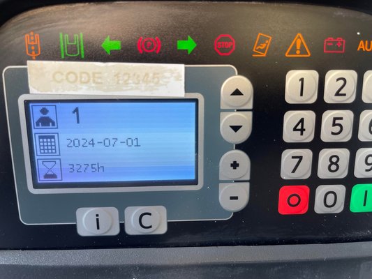 Chariot à mât rétractable électrique BT RRE 160