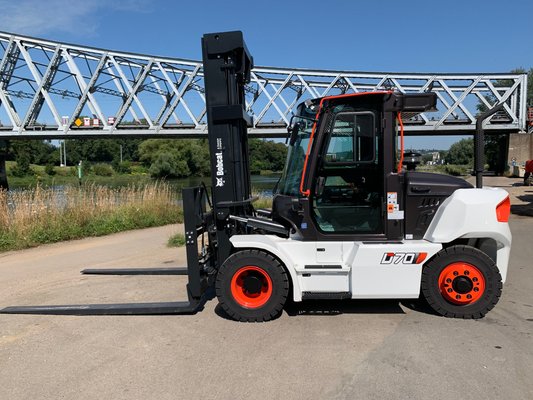 Chariot élévateur diesel Bobcat D70S-9