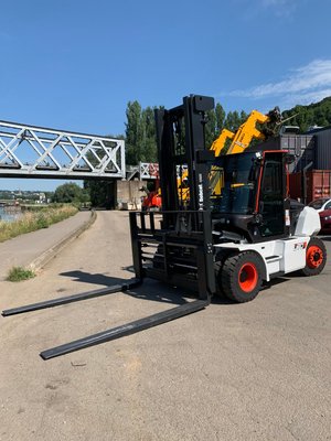 Chariot élévateur diesel Bobcat D70S-9