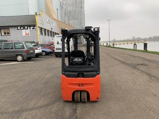 Chariot élévateur électrique Linde E18-02 - 7
