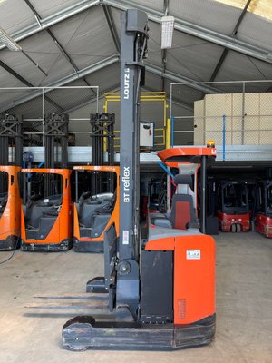 Chariot à mât rétractable électrique BT RRE 160