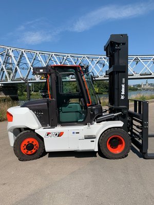 Chariot élévateur diesel Bobcat D70S-9