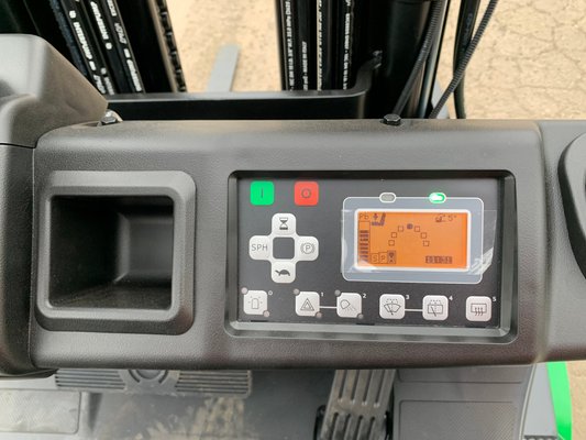 Chariot élévateur électrique CESAB B316II