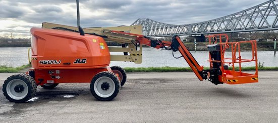 Nacelle articulée JLG 450AJ - 1