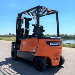 Chariot élévateur électrique Doosan B30X-7PLUS - 4
