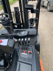 Chariot élévateur diesel Doosan D50CS-9 - 17