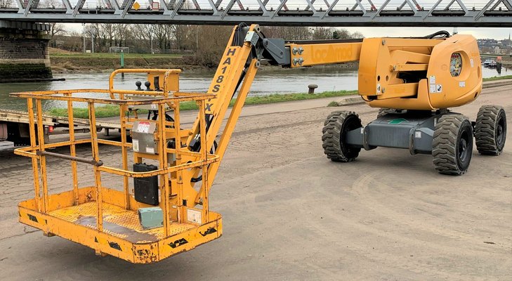 Nacelle articulée Haulotte HA18SPX