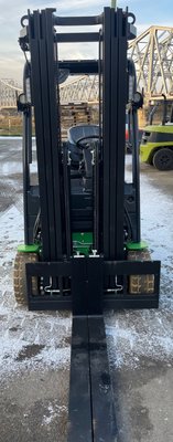 Chariot élévateur électrique CESAB B320II
