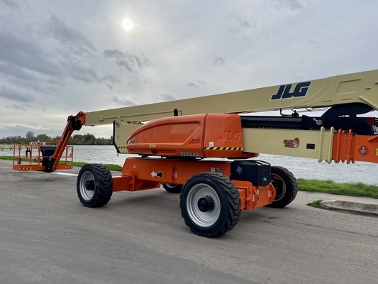 Nacelle articulée JLG 1250AJP