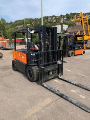 Chariot élévateur électrique Doosan B50XC-7 - 3