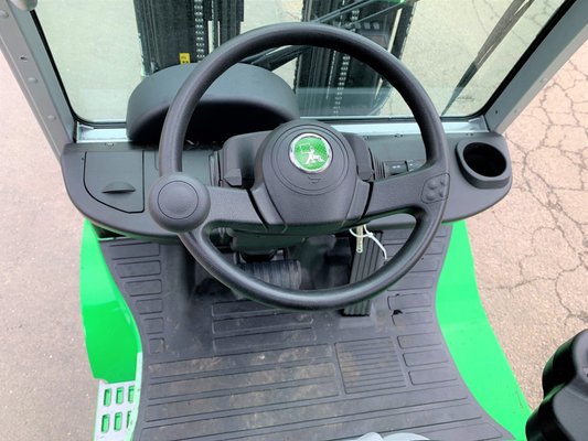 Chariot élévateur gaz CESAB M318H-GV