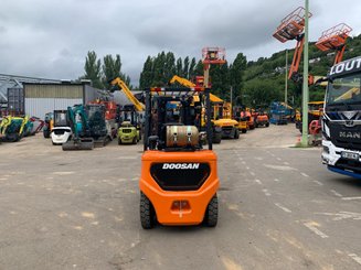 Chariot élévateur gaz Doosan G25NXP - 7