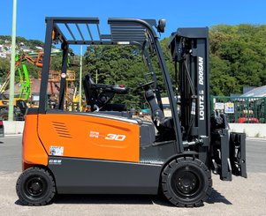 Chariot élévateur électrique Doosan B30X-7PLUS - 1