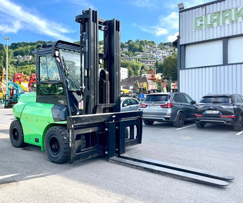 Chariot élévateur électrique CESAB B880HII