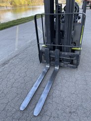 Chariot élévateur électrique Clark GTX18 - 12