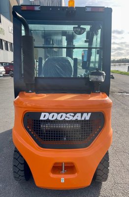 Chariot élévateur diesel Doosan D25NXS