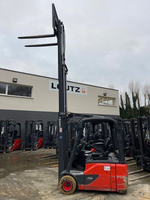 Chariot élévateur électrique Linde E18-02