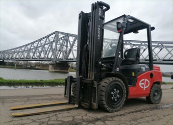 Chariot élévateur diesel EP Equipment CPCD30T8 - 7