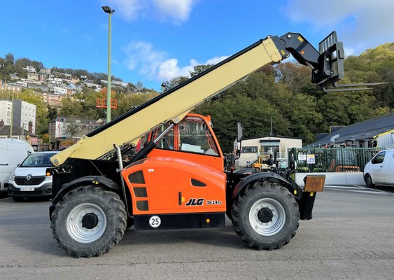 Chariot élévateur télescopique JLG 3614RS