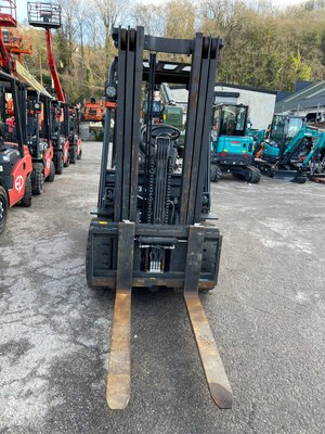 Chariot élévateur diesel EP Equipment CPCD30T8