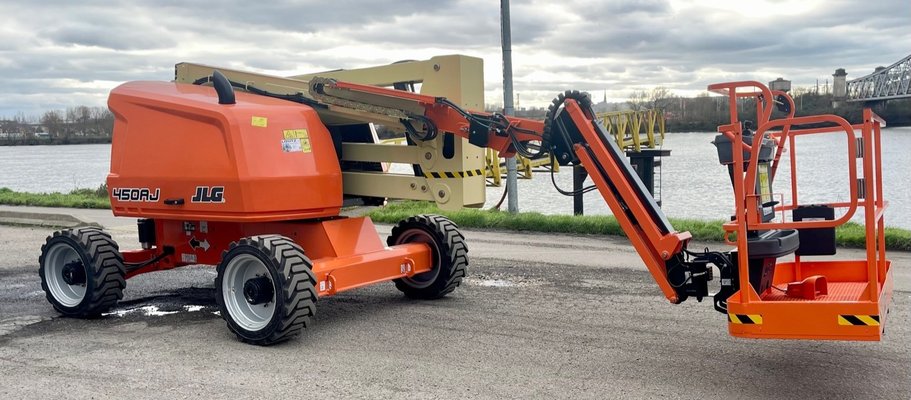 Nacelle articulée JLG 450AJ