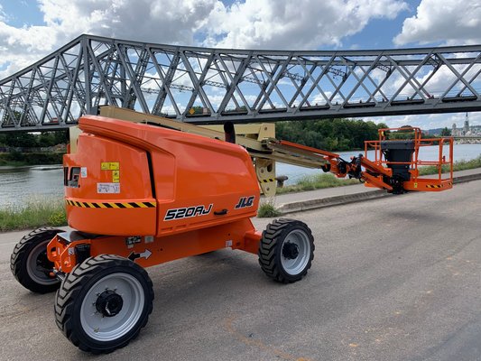 Nacelle articulée JLG 520AJ